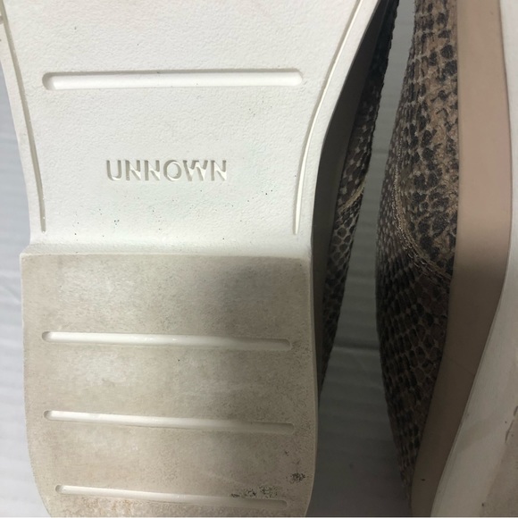 UNNOWN Jane Slip Ons Mud Sz 9 - Picture 9 of 15